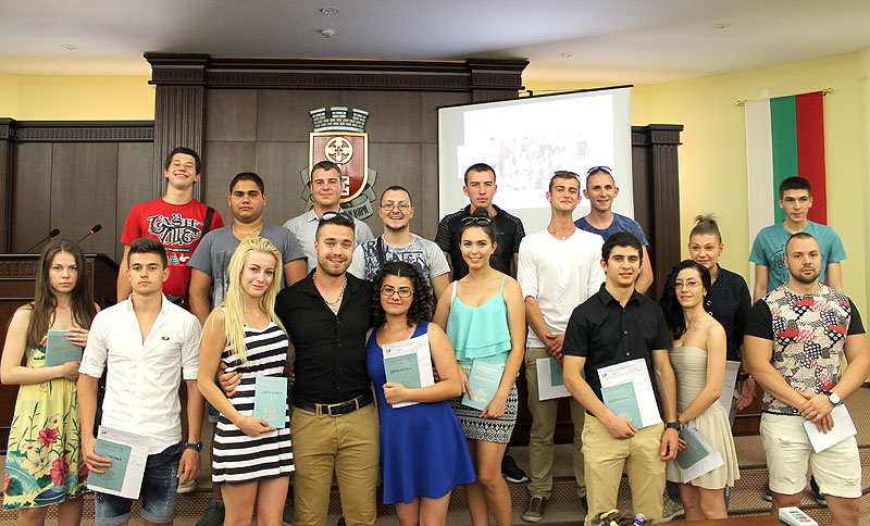 Дипломиране