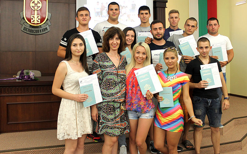 Дипломиране