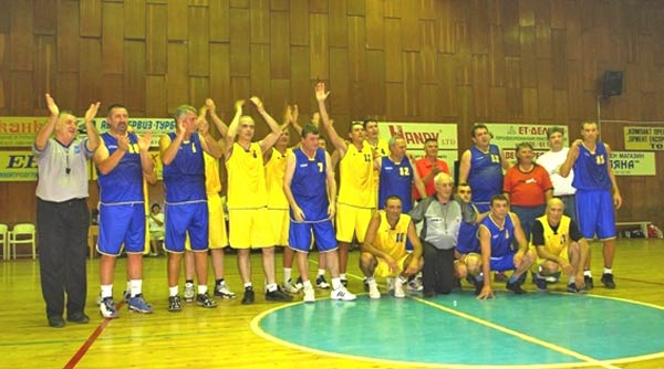 Десет екснационали пяха „Пак ще се срещнем след 10 години…”