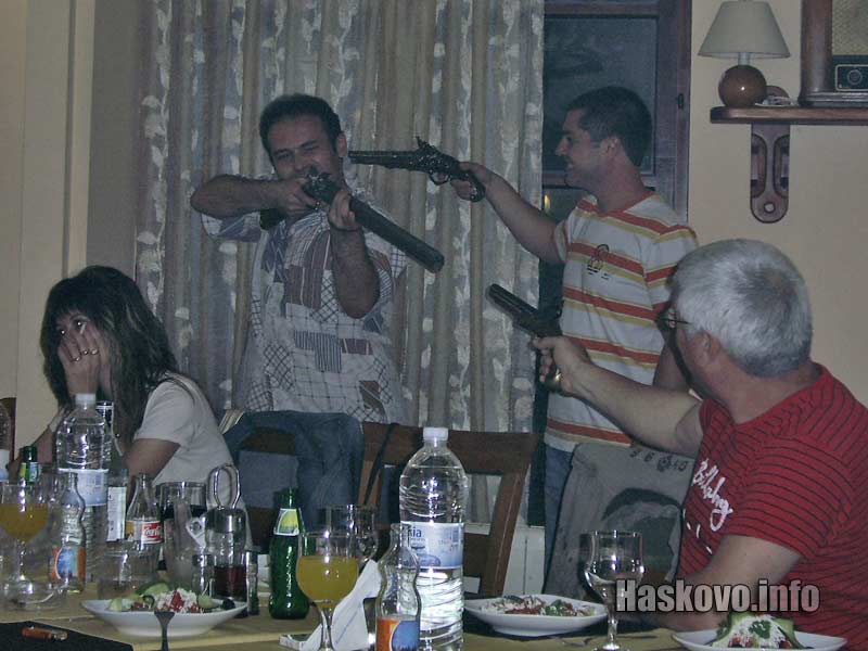 Екипът на ТВ Рекординг Аида си спретна битка