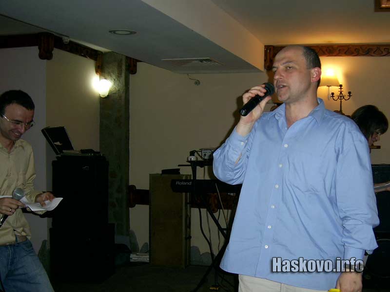 Божидар Събев от вестник Труд взе найлонова торбичка в категорията Пътнико свиден.