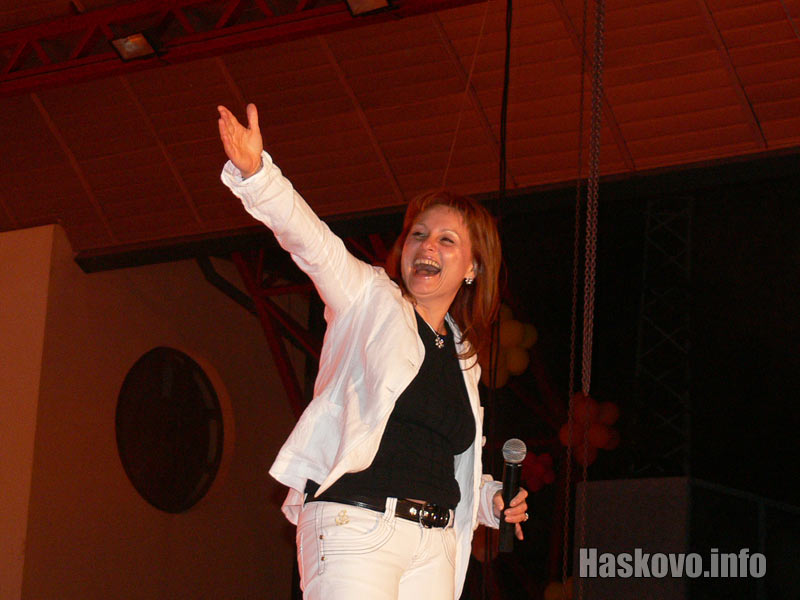 Тони Димитрова Тони Димитрова