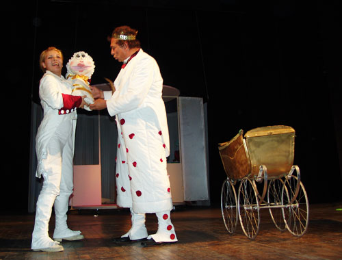 Кралят и кралицата