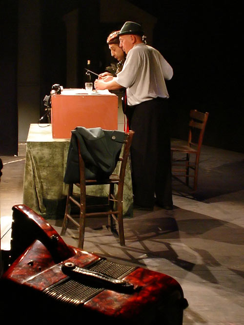 Умирай лесно