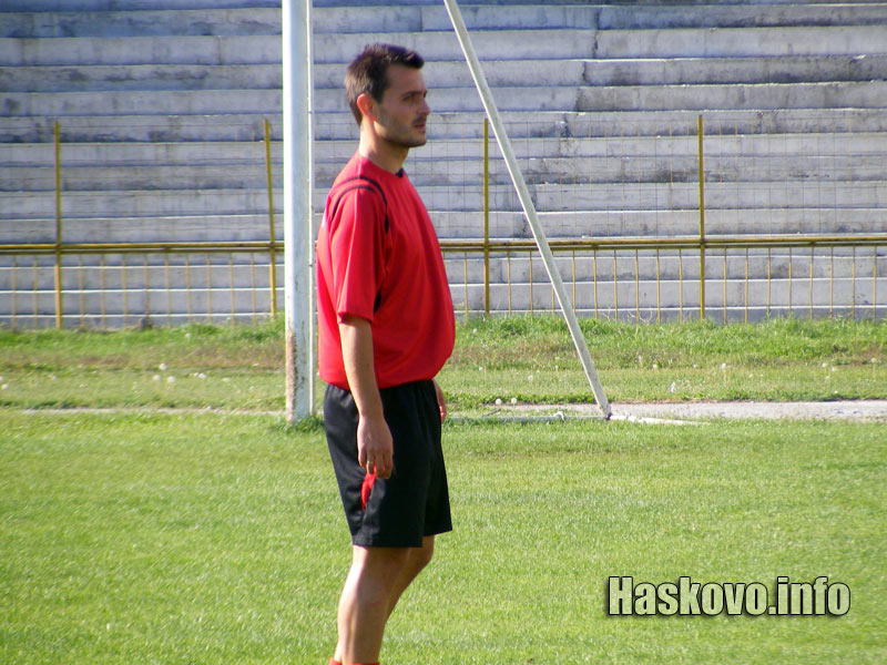 Недялко Петров