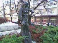 Паметникът на Недялка Симеонова