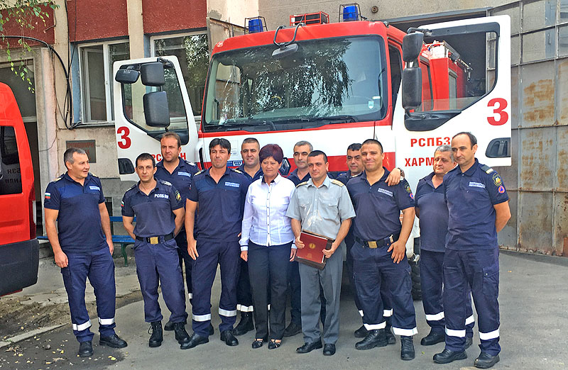 Пожарникари