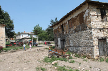 Щетите от пороите в Ленско