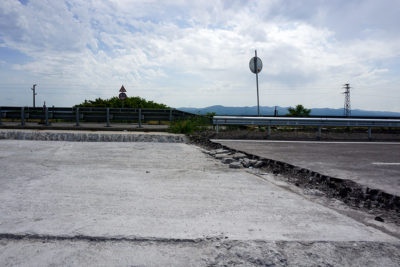 Пътни ремонти