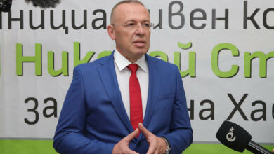 Николай Ставрев