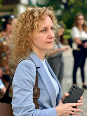 Катя Панева