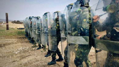 Военни