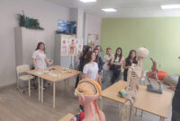 Езикова гимназия