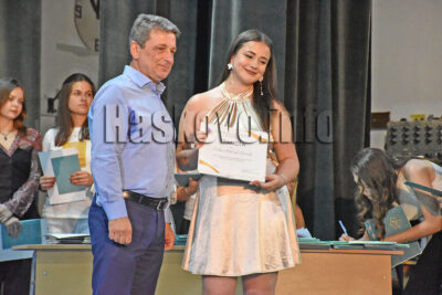 Езикова гимназия