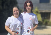 Доброволци