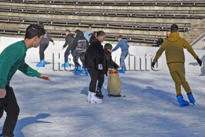 Ледена пързалка