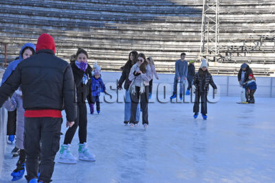Ледена пързалка