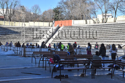 Ледена пързалка