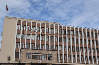 Областен управител