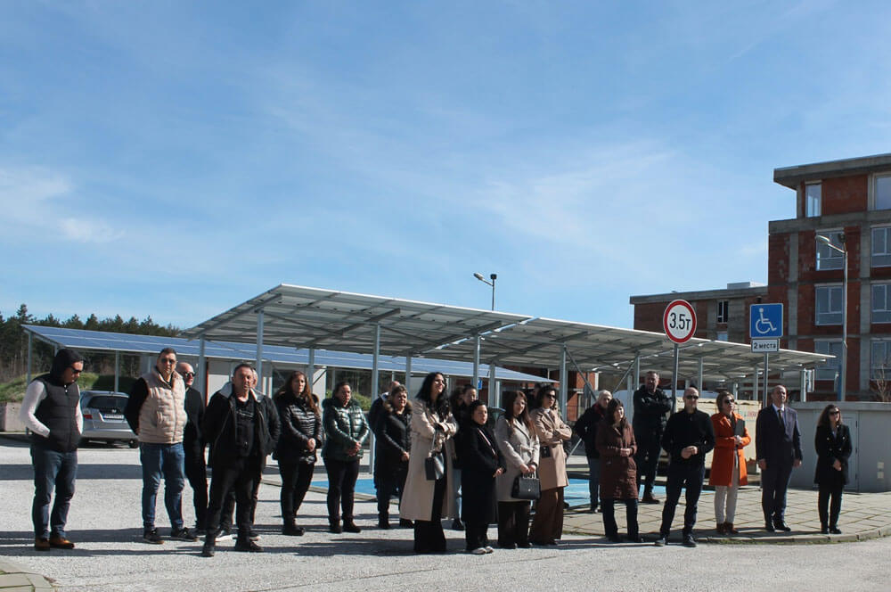 Фотоволтаици