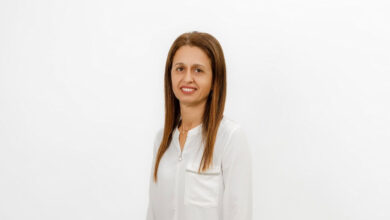 Велина Недева