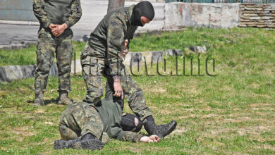 Военни