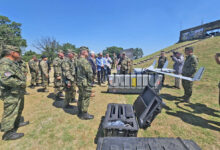 Военни